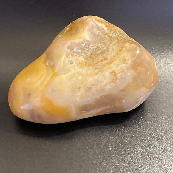 Beautiful Large Prairie Agates - Picture 9 of 11